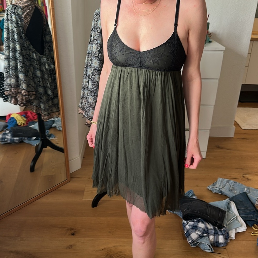 Elegant Black and Green Dress